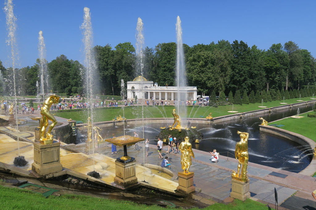 04.Palacio y jardines de Peterhof